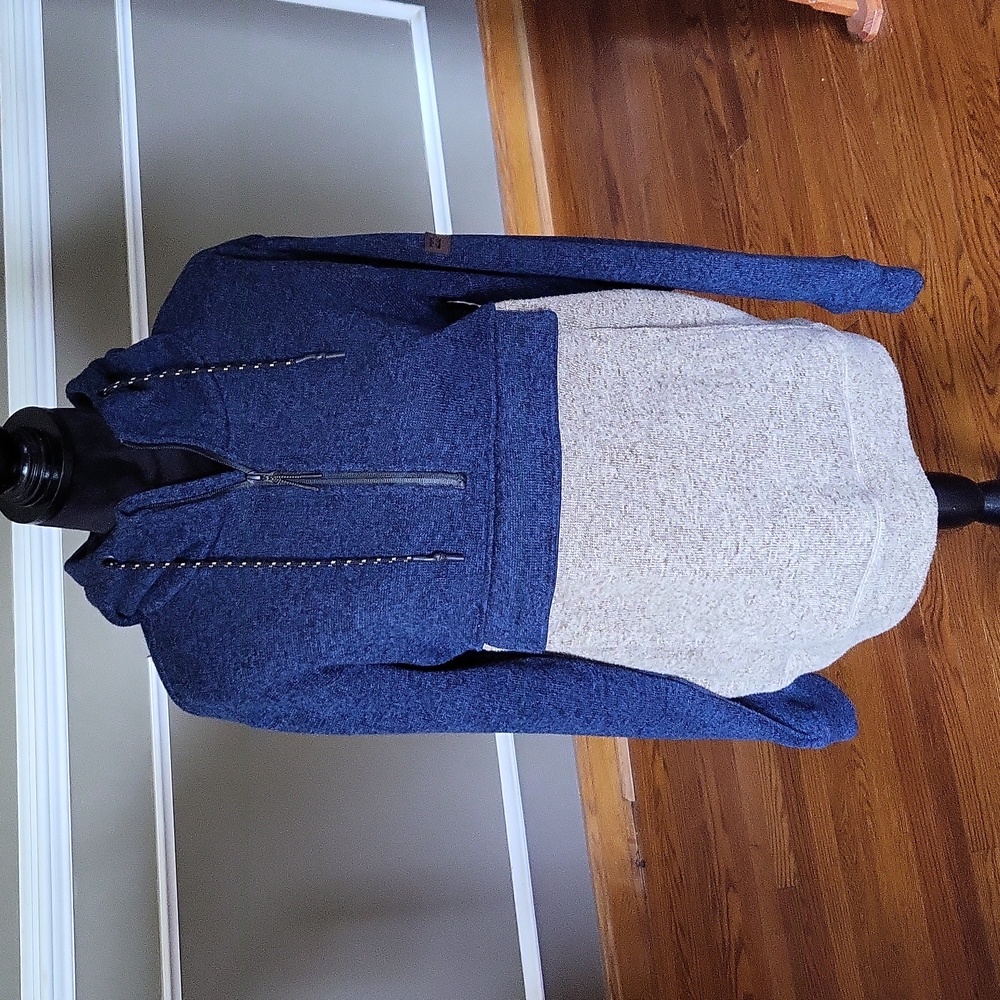 Billabong Hoodie Size Medium